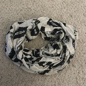 Cooperative lightweight infinity scarf